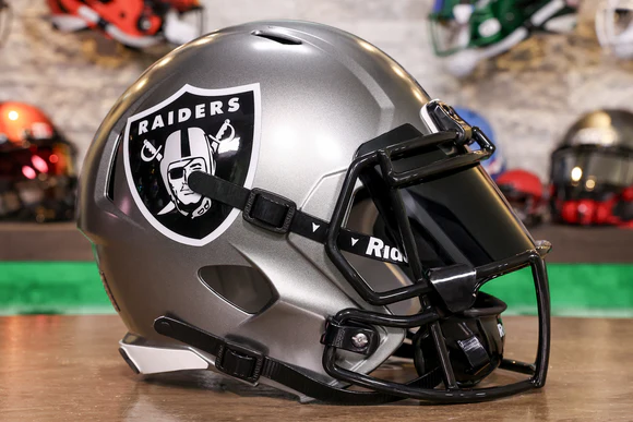 Just In: Raiders Have confirm the signing Of Highly Experienced Defensive End.