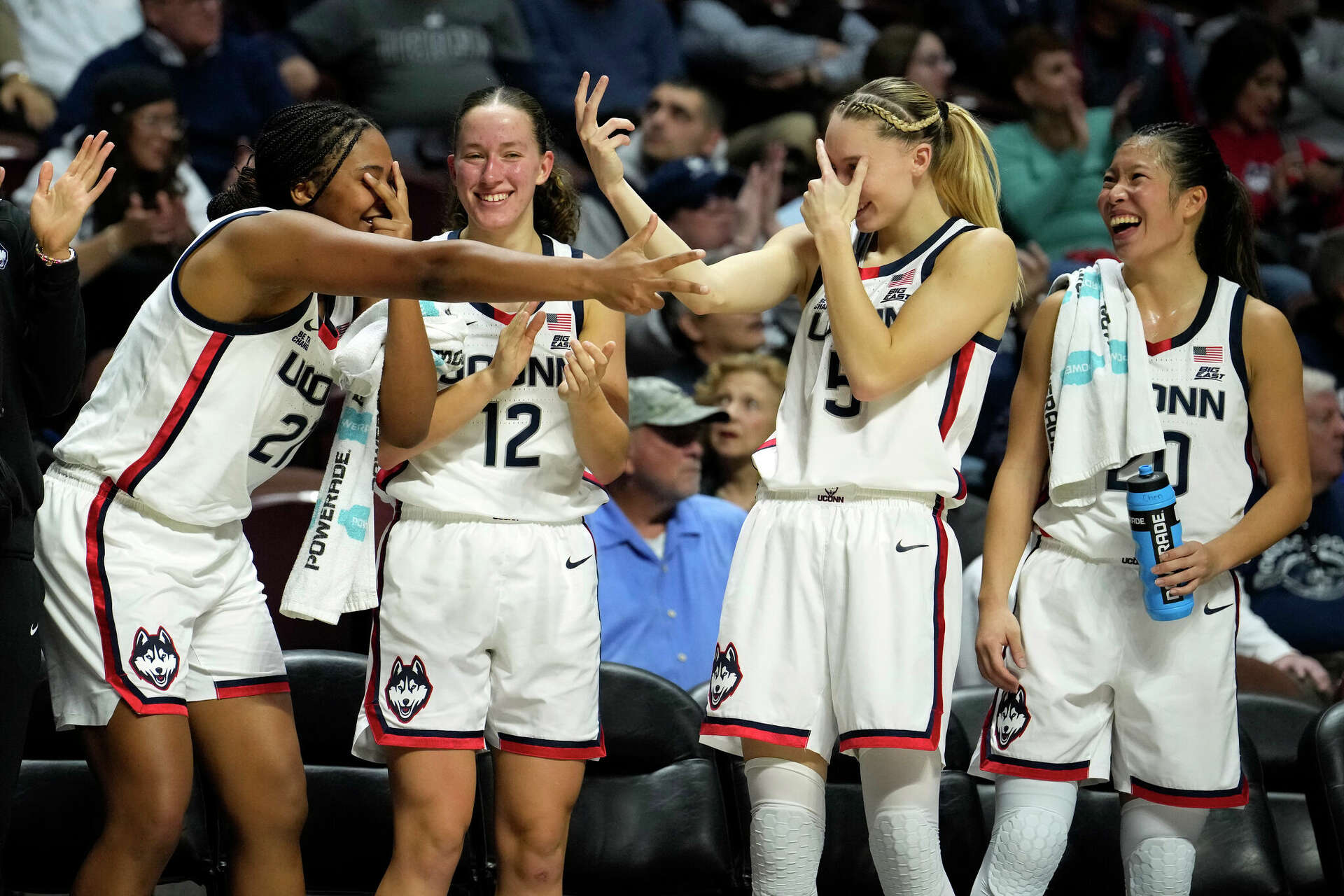 REPORT: UConn Veterans Overcome Adversity to Return for March Madness