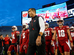 Three Key Takeaways from Wisconsin’s Third Spring Practice: Newcomers Shine in Competitive Atmosphere